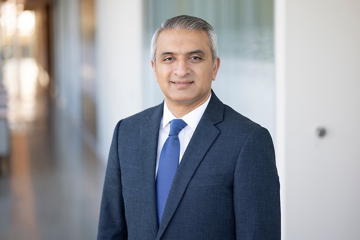 Portrait of Shoeb J. Sitafalwalla