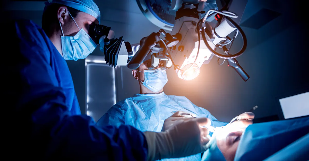 Study compares pre-operative, post-operative radiation therapy for cancer in the brain