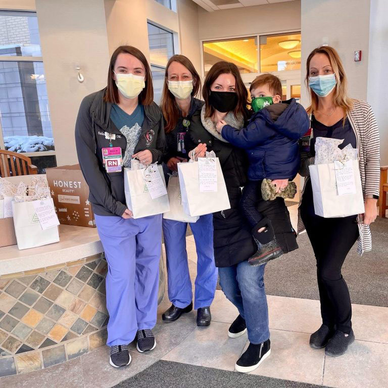 Helping moms heal through art and beauty